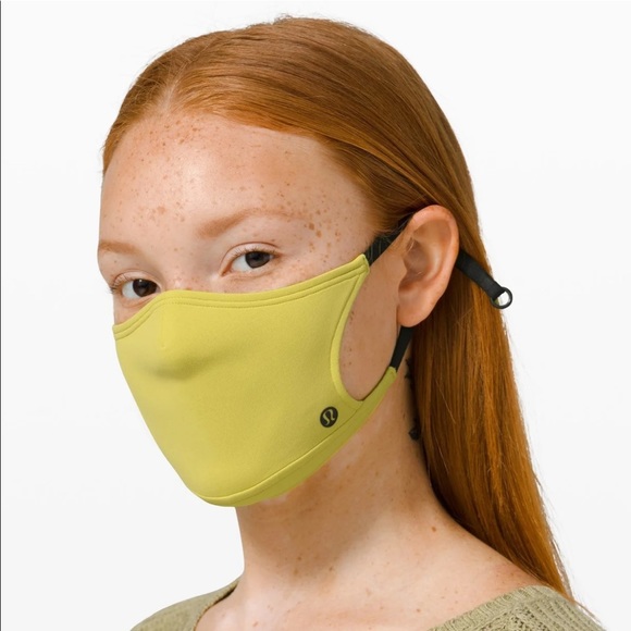 Lululemon • Earloop Face mask *Yellow Pear* - Picture 8 of 11